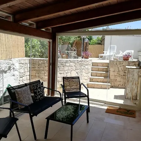 Luxury Trulli Sabotino Αλμπερομπέλο